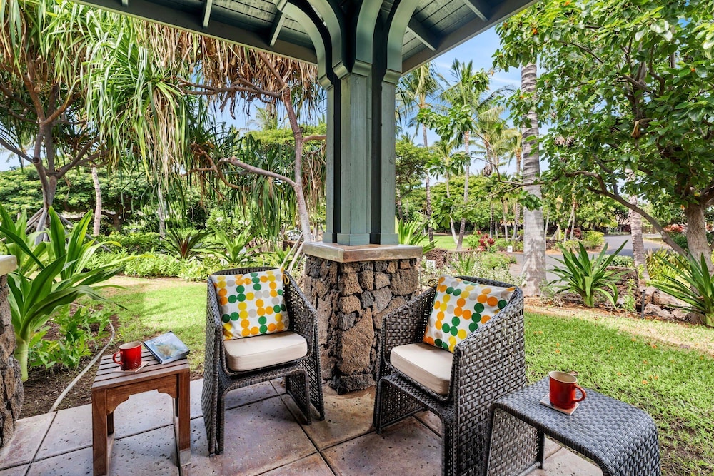 Updated Unit - Perfect Location - Vrkcv