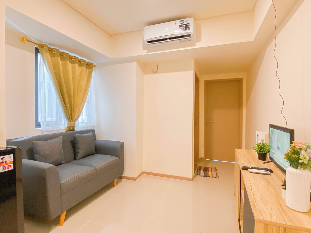 Calm Comfortable 2Br At Meikarta Apartment