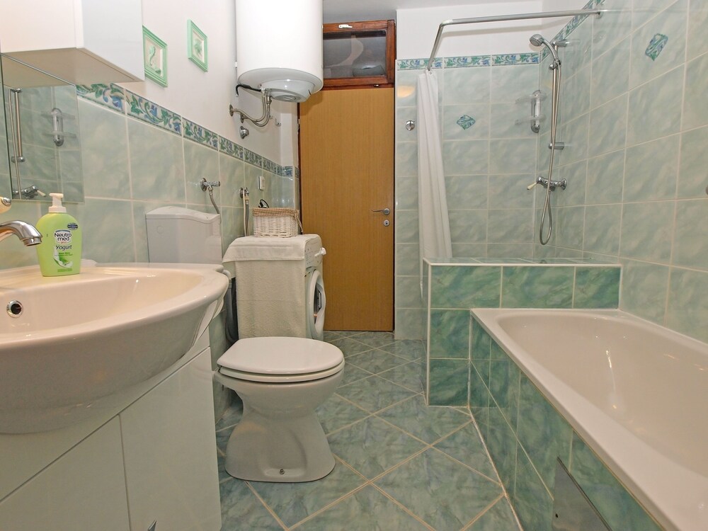 Photo 15