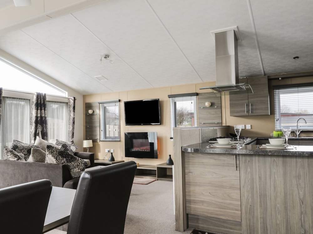Cheri view 5