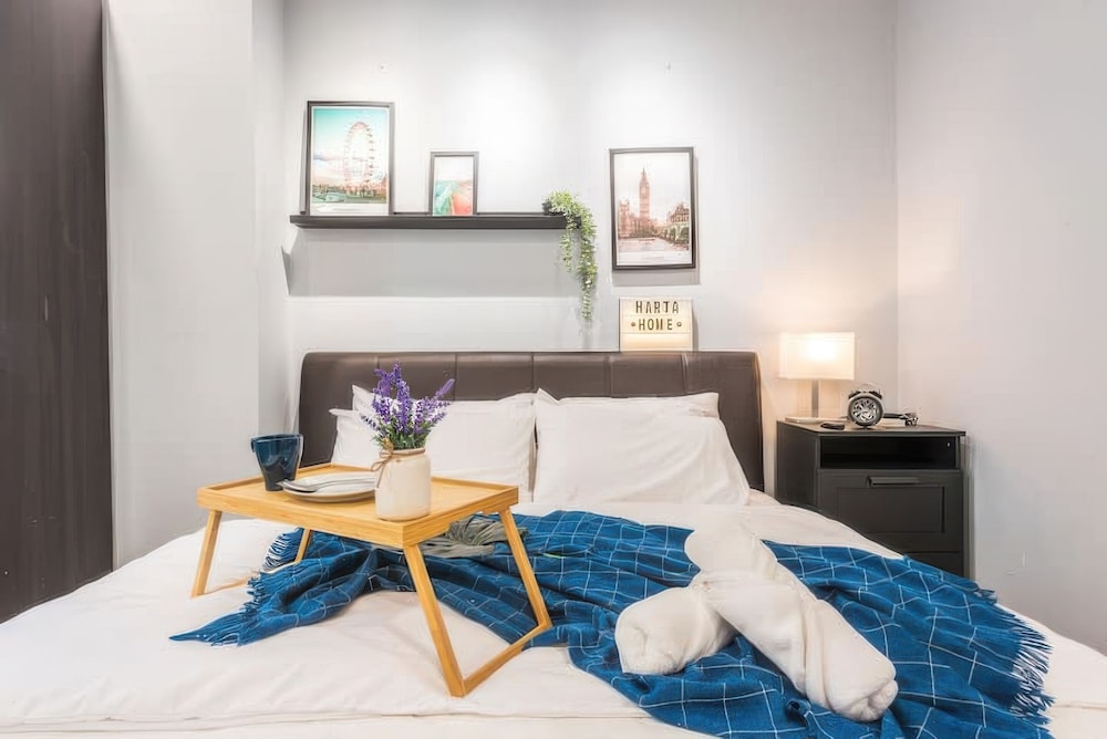 The OOAK Suites and Residence Staycation KL