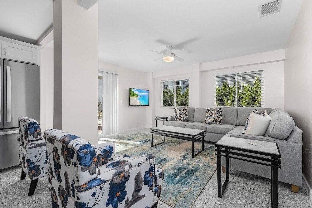 50 Starfish Shack: 3br/2ba Pool Home! 3 Bedroom Home