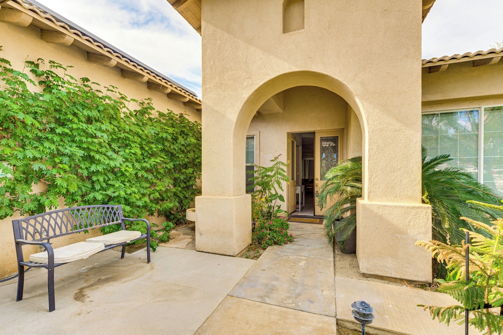Family Friendly: Spacious Oasis in Palm Desert!