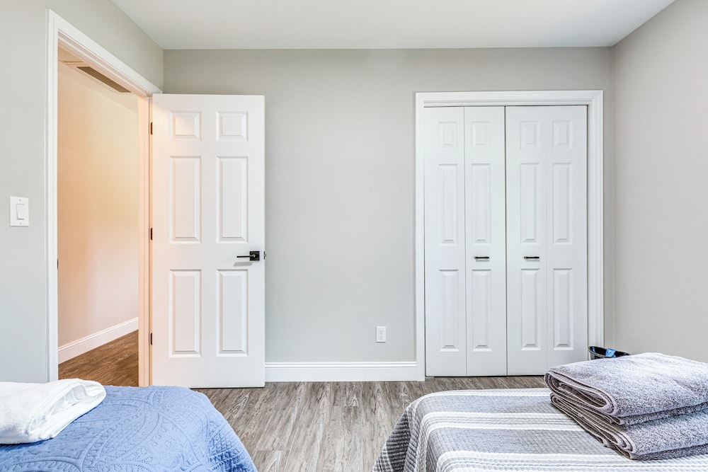 Updated Wilmington Home Near Intracoastal Access