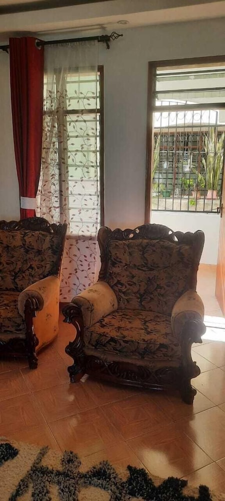 Lux Suites Shiv Apartments Nyali Cinemax