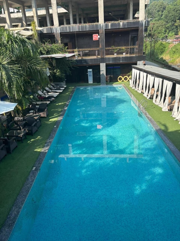 The Elite Resort