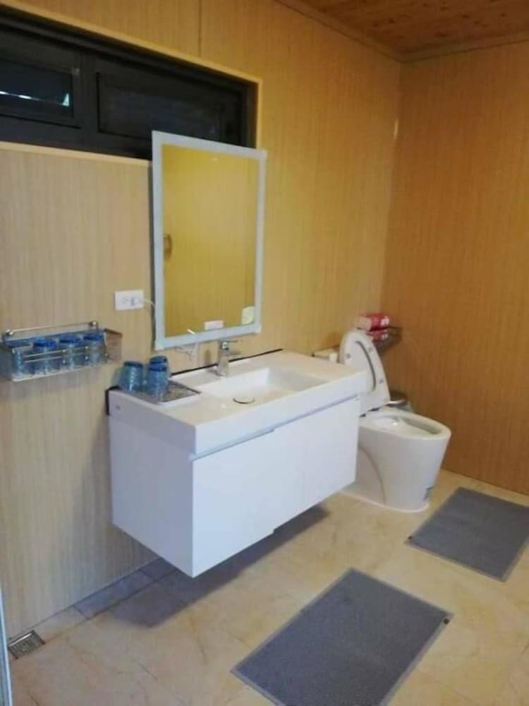 Shen Shan Lin Nai B&B