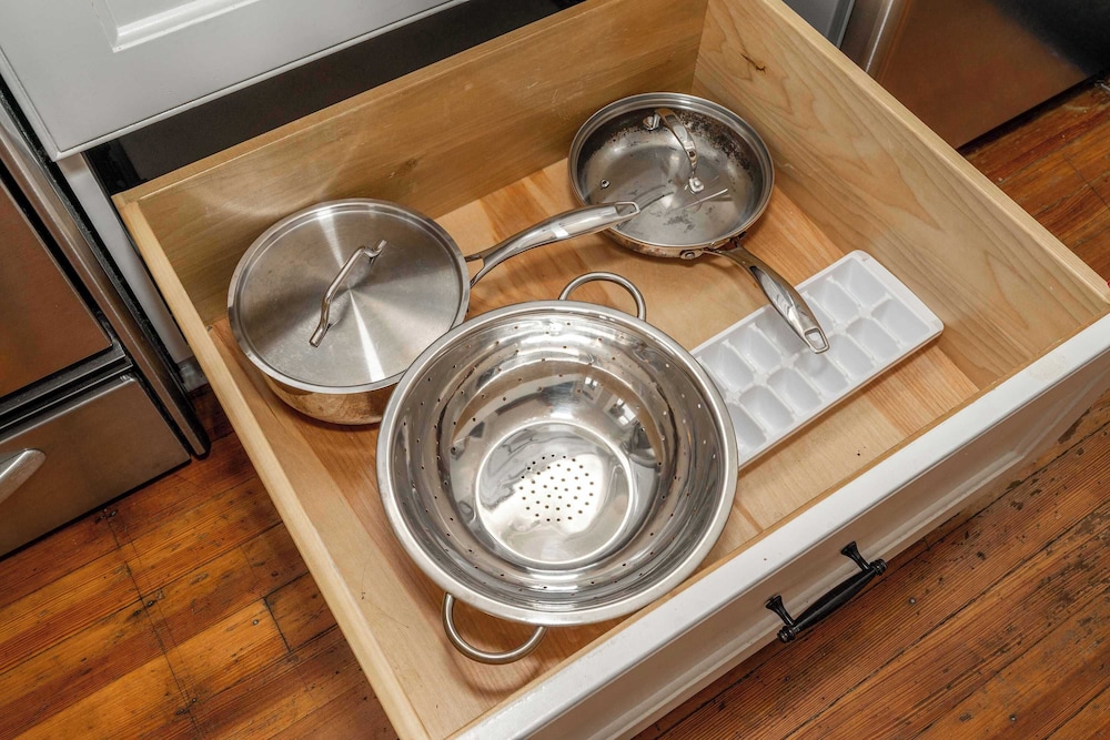 Doctors Retreat w/ Hot Tub
