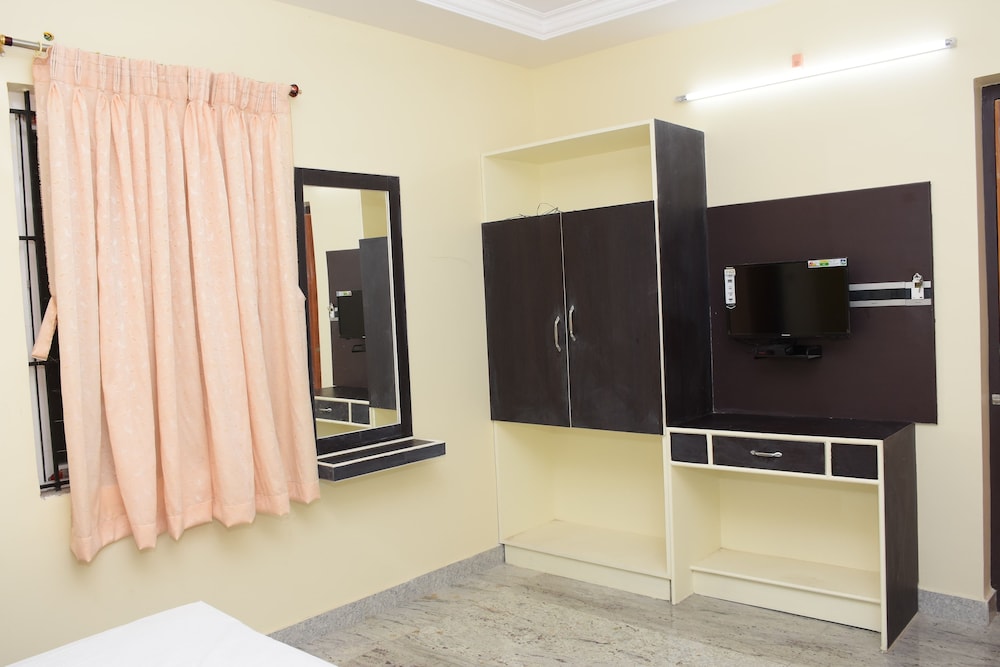 Hotel Raffies view 3