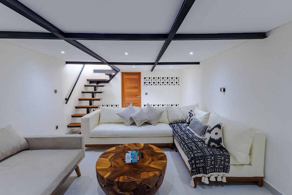 Villa Maria by Pertama Management