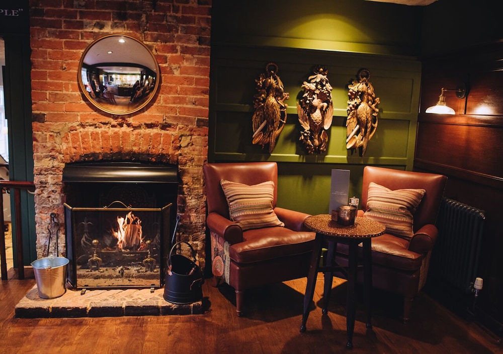 Guildford Vacations - The Drummond at Albury - Property Image 1