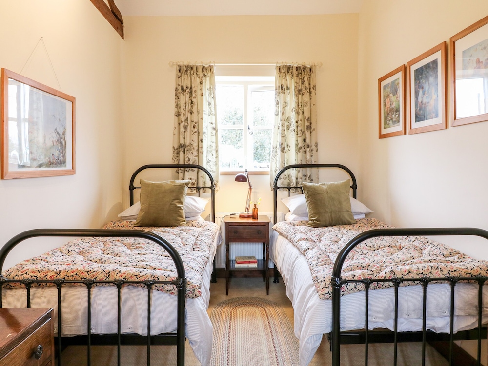 Bellamour End Cottage