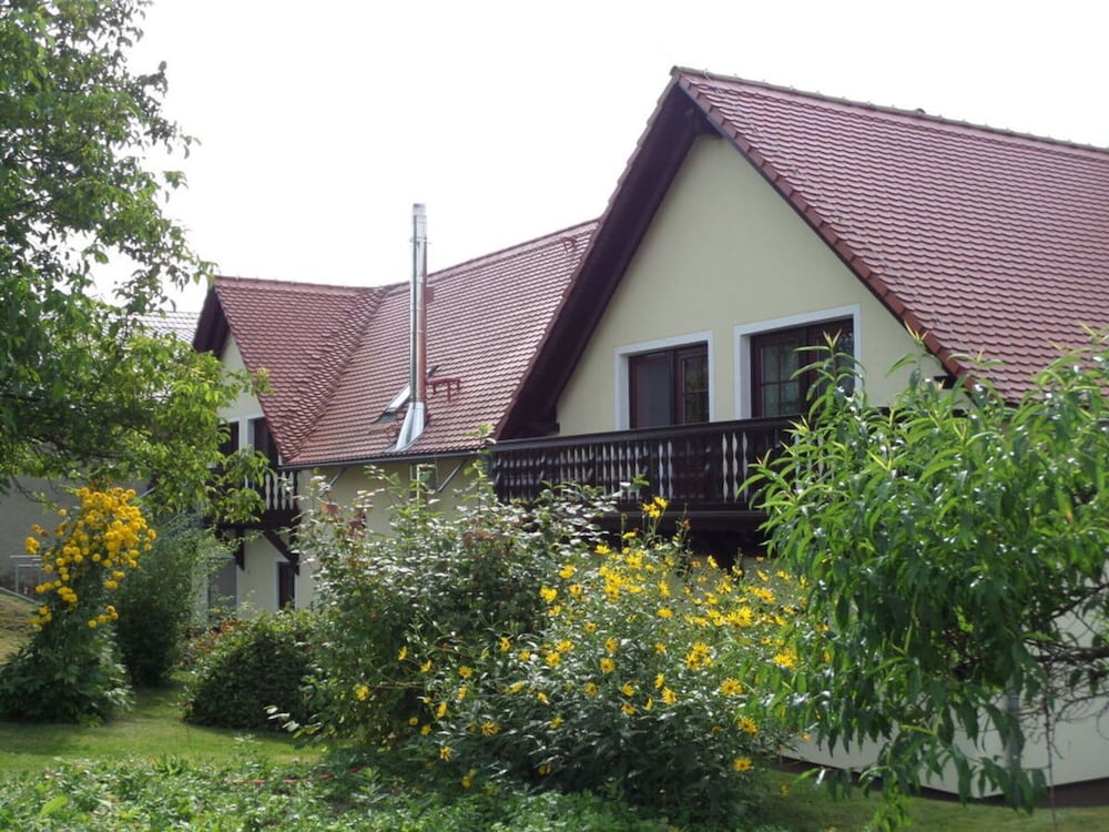 Sachon Comfortable Holiday Residence