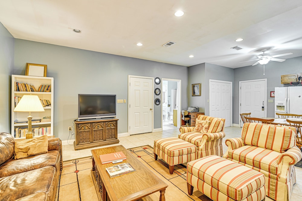 Hike & Fish: Family-friendly Louisville Home