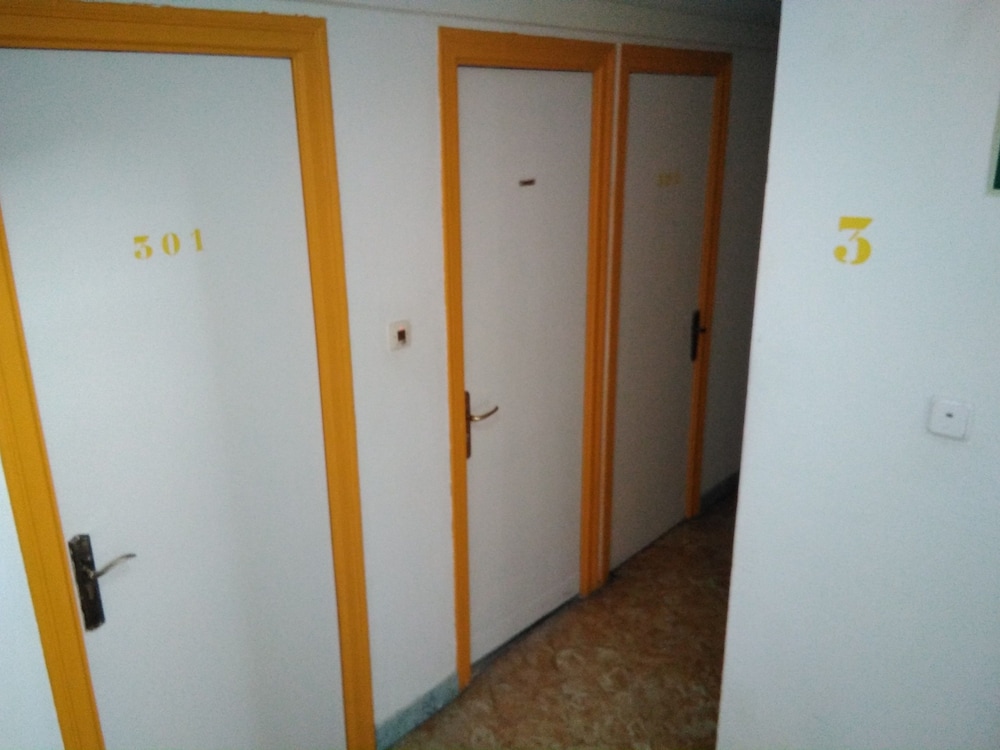 Albergue Pension Rossell