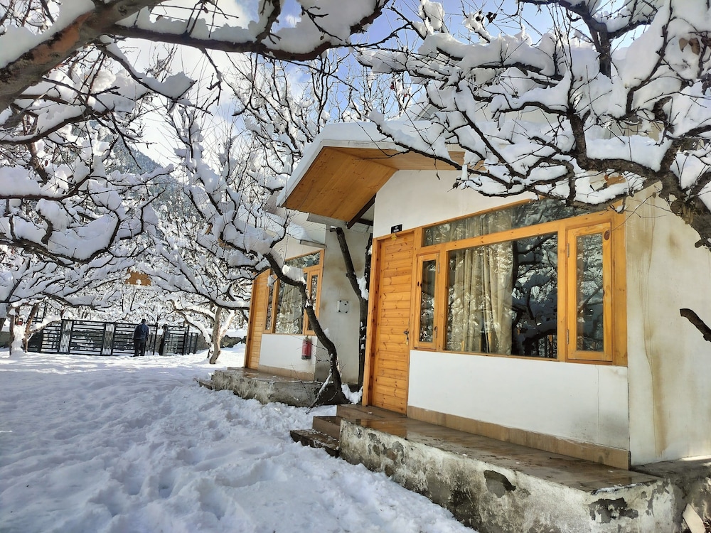 Nine Apple Resort Dharali Harsil