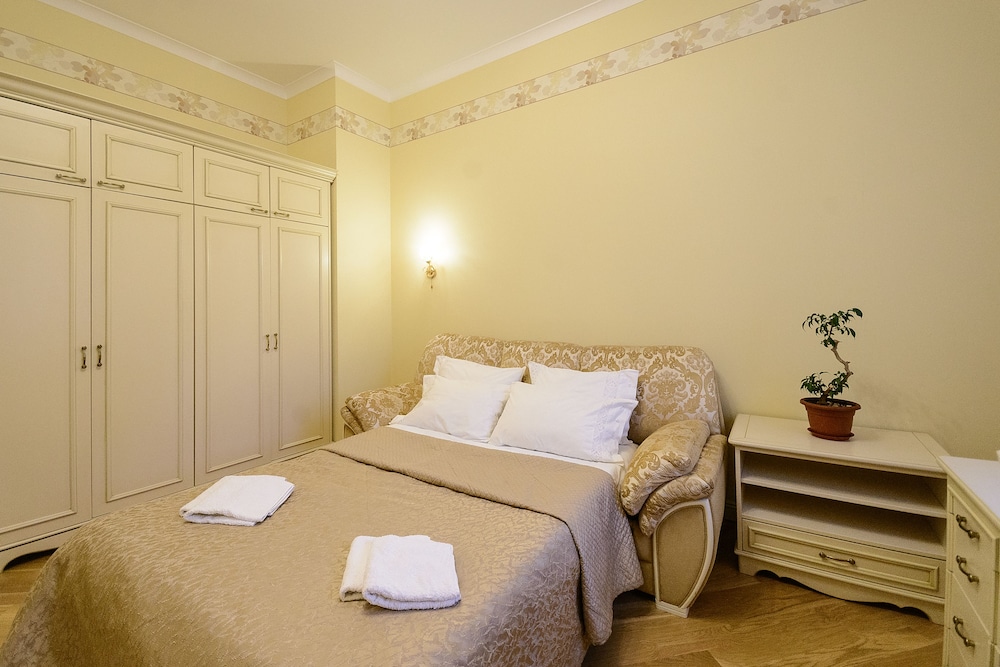 Kiev Accommodation Hotel Service