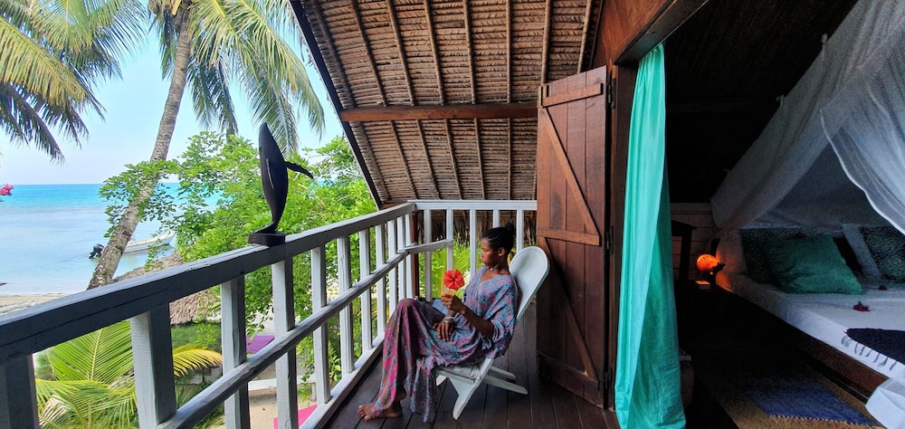Ravoraha Ecolodge