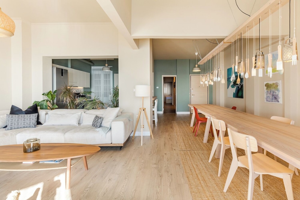 Infinity & Beyond seafront apartments