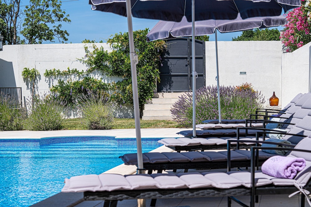 Pool House Edita view 2