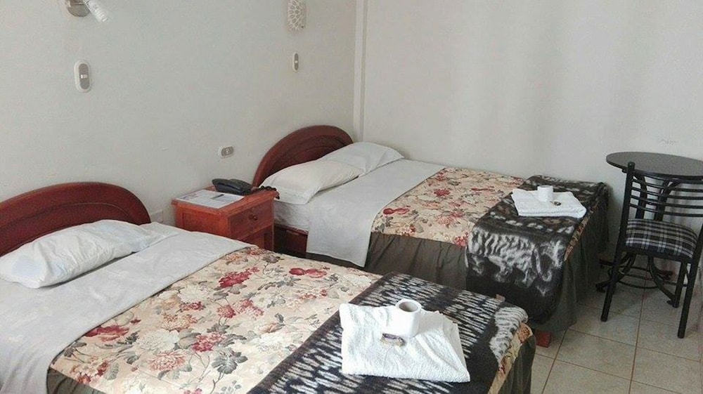 Hostal Cruz de Piedra view 2