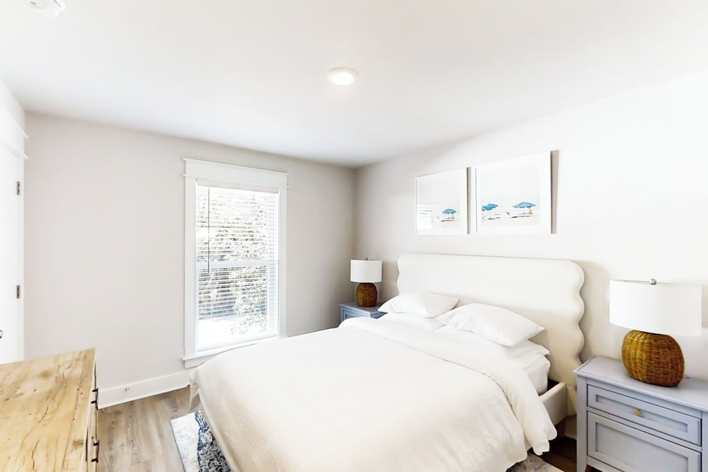Home Near Beach w/ Pool, Arcade, Decks, W & D