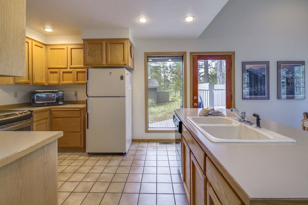 Maury Mountain 36 3 Bedroom Home