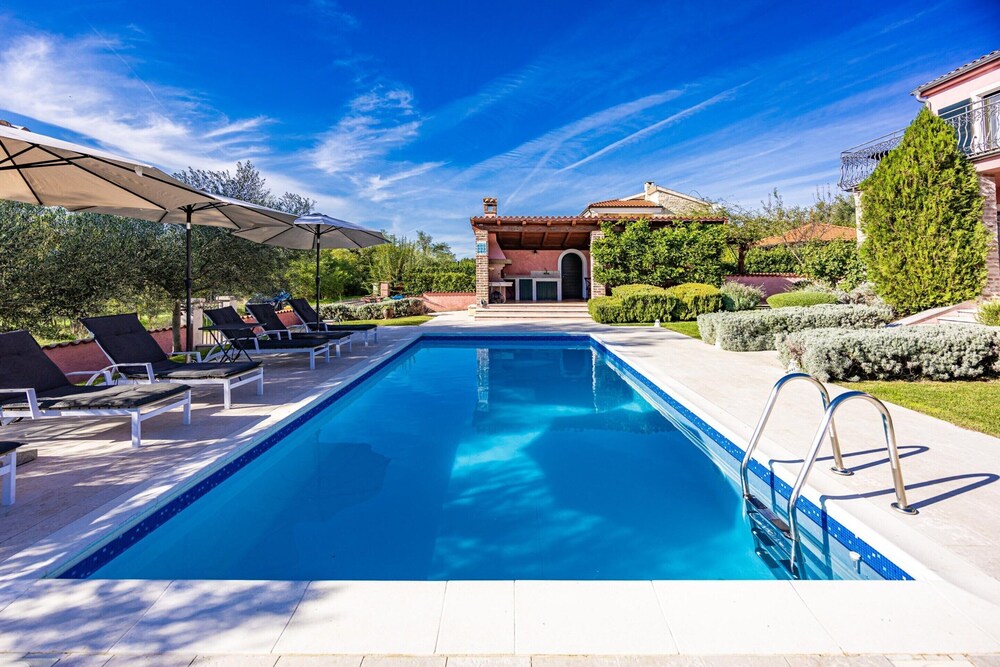Idyllic Istrian Escape With Pool