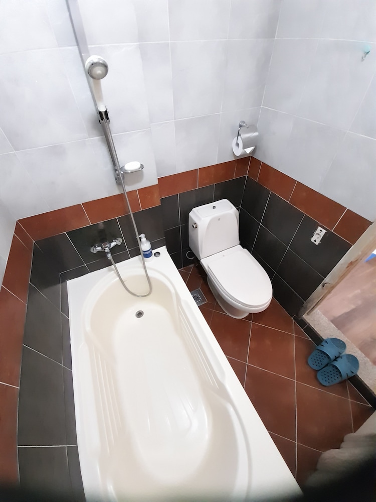 Lime Orange Vill Pension