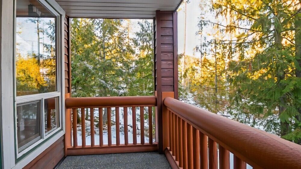 Polar Peak Lodges by Fernie Lodging CO - Image 5