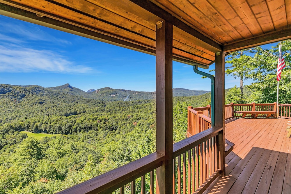 4 Mi to Sapphire Ski! Mtn-view Cabin w/ Deck view 4