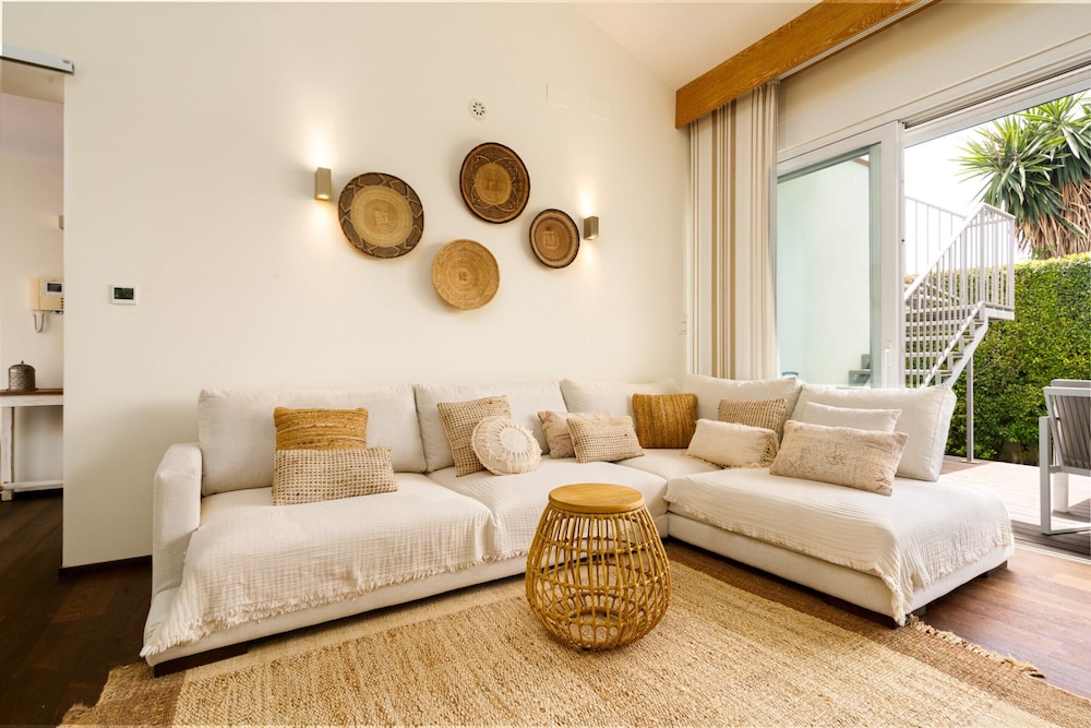 Villa in Marbella Near Beach