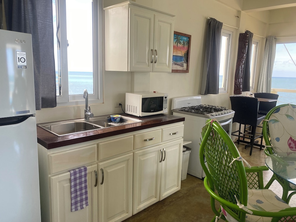 Trujillo Airport Beach Suites
