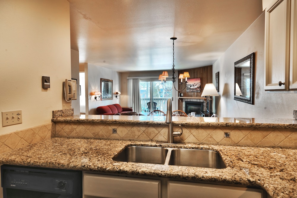 Park City Ski Resort - Snow Flower Vacation Homes