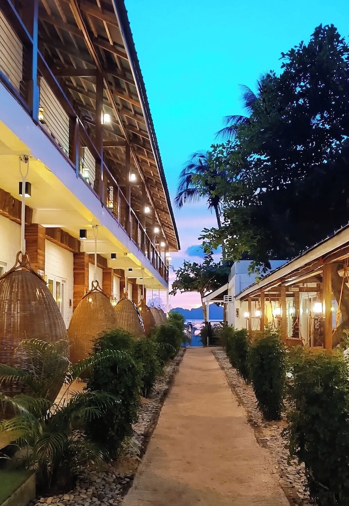 Suites by Eco Hotels