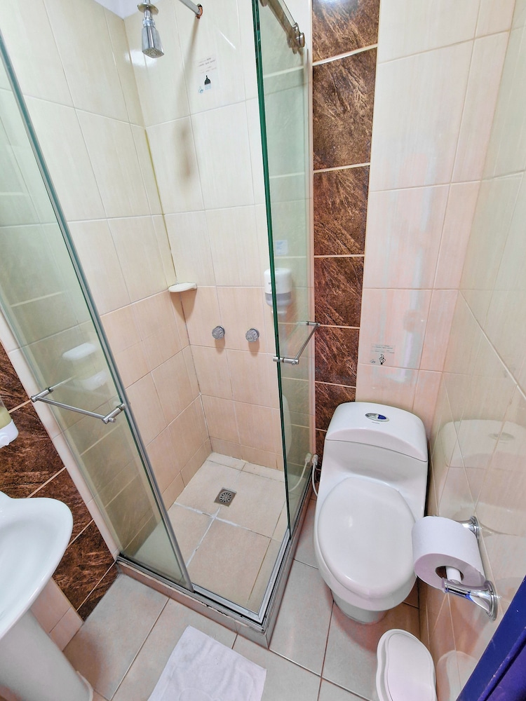 Hostal Mythos