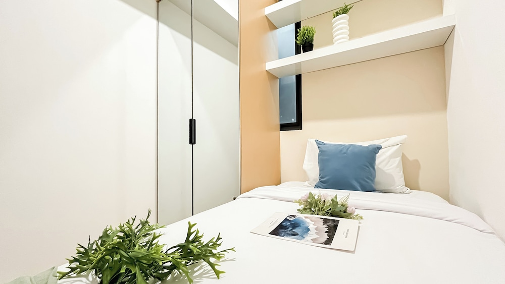 Elegant And Homey 3Br Apartment Sky House Bsd