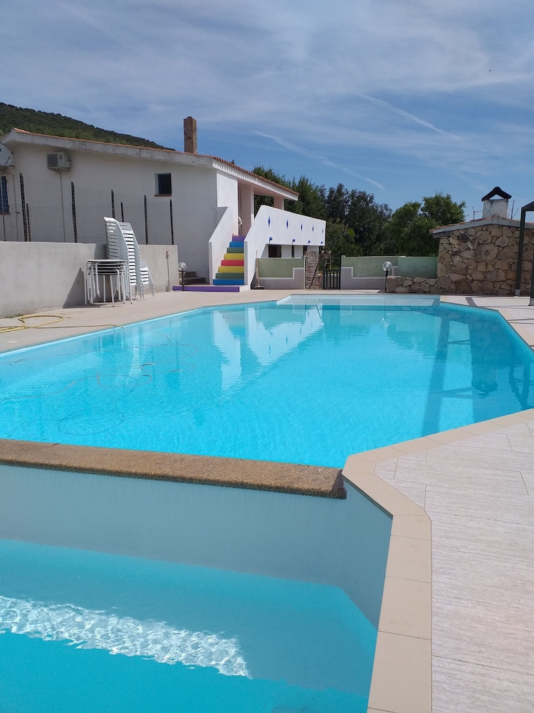 Daillu en Olbia — recepcion & lobby