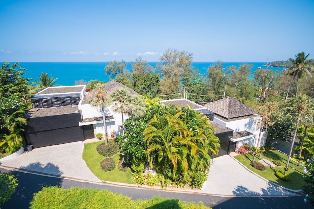 Beautiful 3-Bedroom Villa at Surin Beach view 3