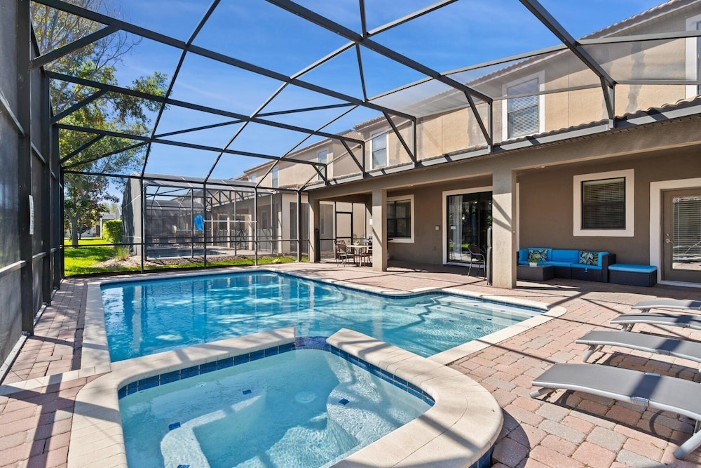 Championsgate Resort 8 Bedroom Pool Home with Spa 8 Home