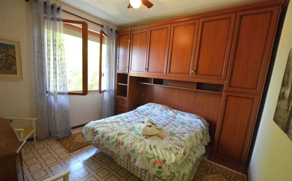 Comfortable Flat for 6 Guests in a Residence With Common Pool in Lignanoriviera