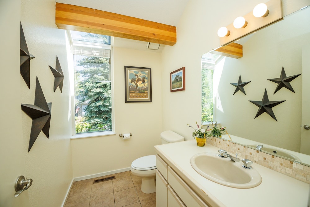Tan Oak 15 4 Bedroom Home