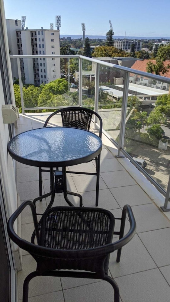 Stunning Two-storey Apartment in Perth's CBD view 5