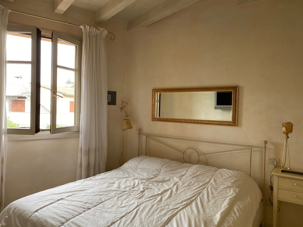 Apartment Near Lake Garda With Pool photo 2