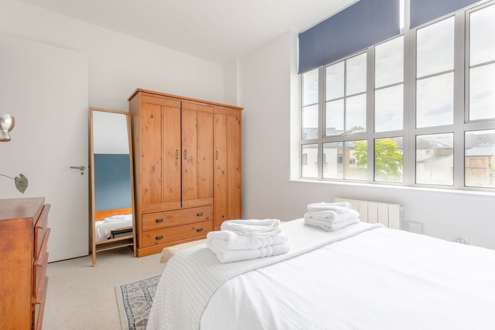 Stylish & Bright 1BD Flat - Peckham