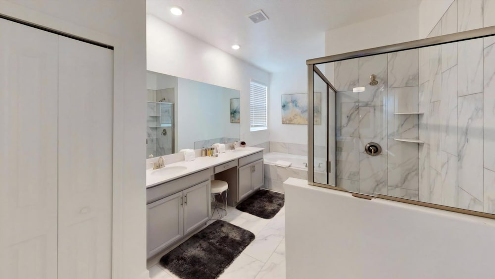 Adventure And Beautiful At Storey Lake - 6Br 5Ba