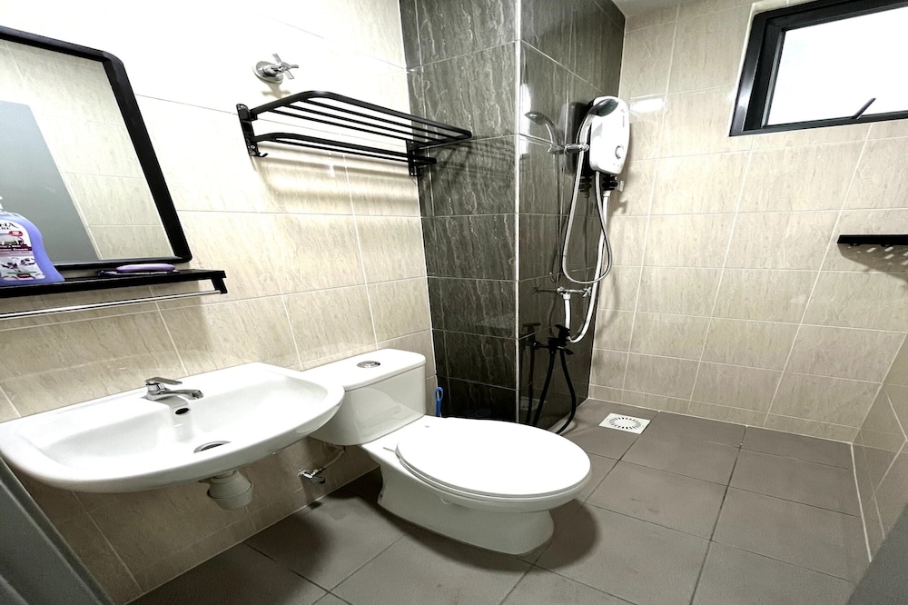Vista Bangi Serviced Apartments by The River