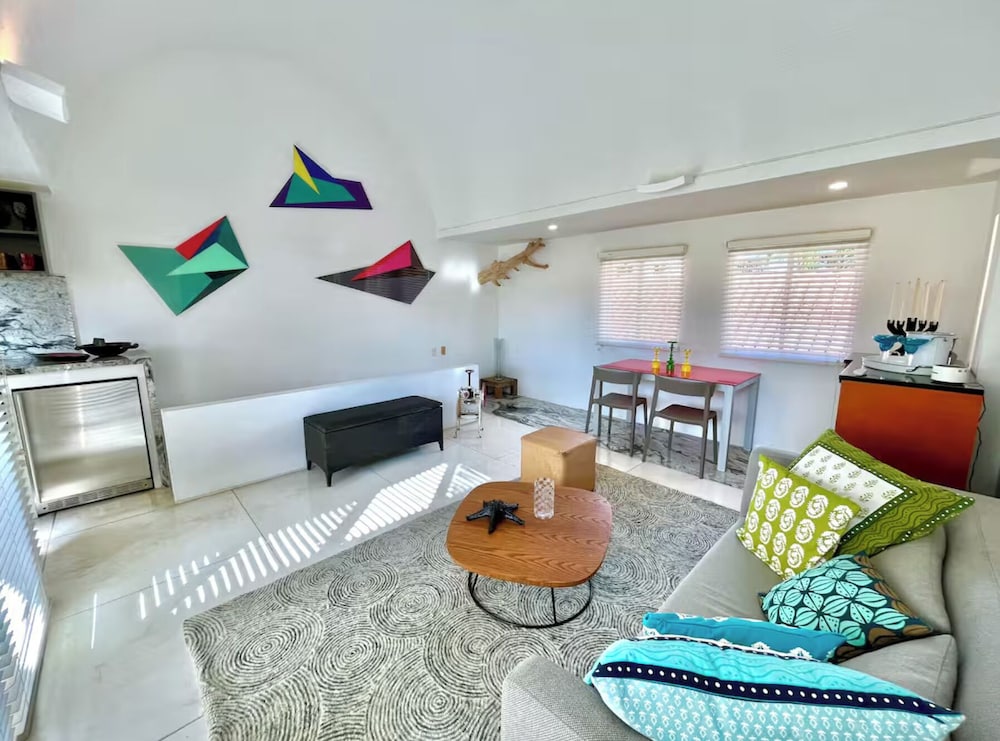 by Calamari Homes - Edificio Centenario