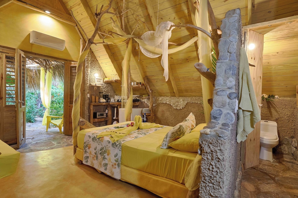 CHALET TROPICAL Hotel & Restaurant-Pizzeria