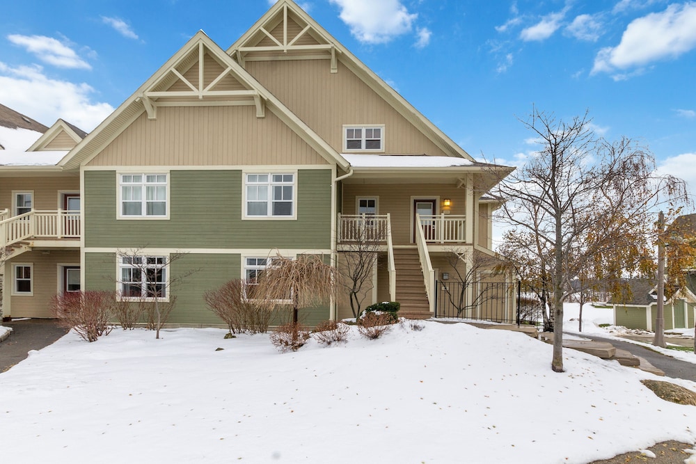 Rivergrass Condos